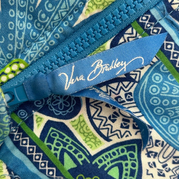 Vera Bradley extra large duffle bag blue green floral - Picture 7 of 16